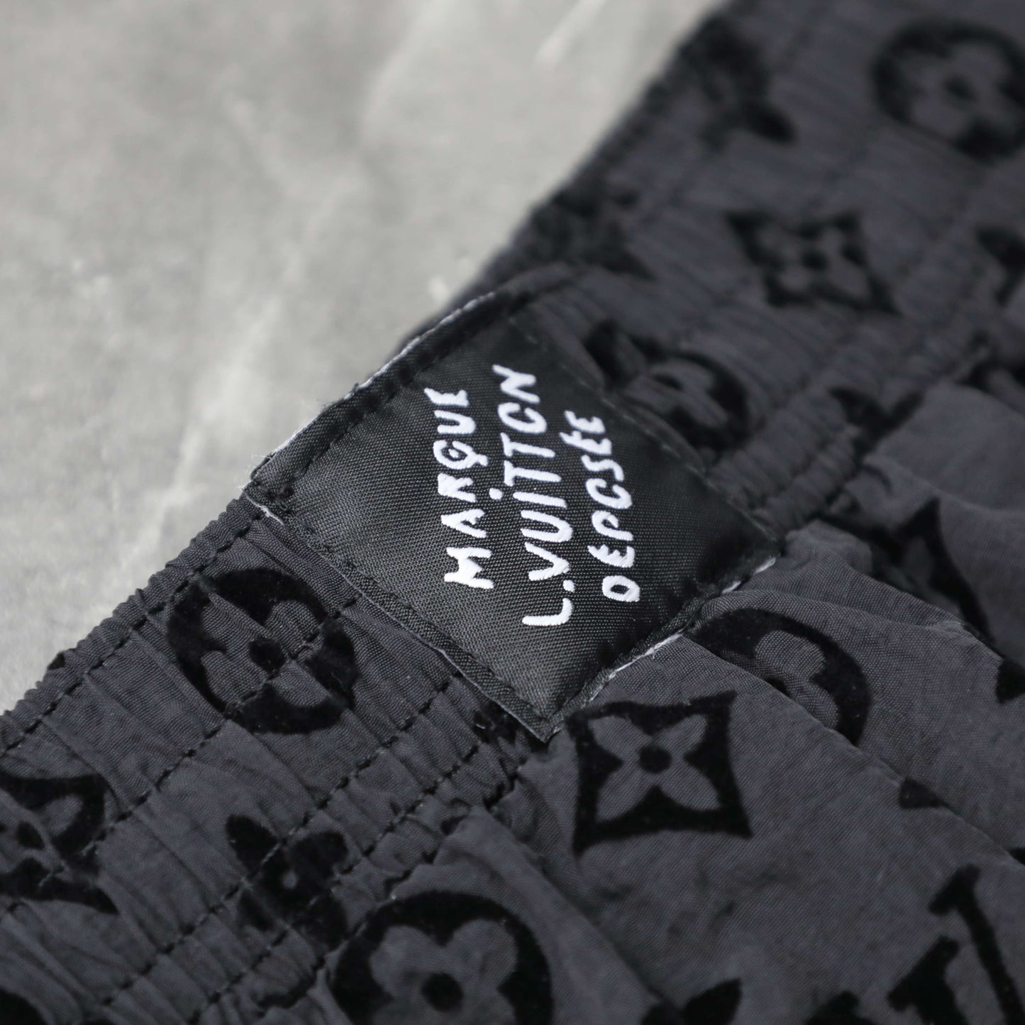 LV Jacquard Logo Casual T-shirt, Elastic Shorts 1825061817