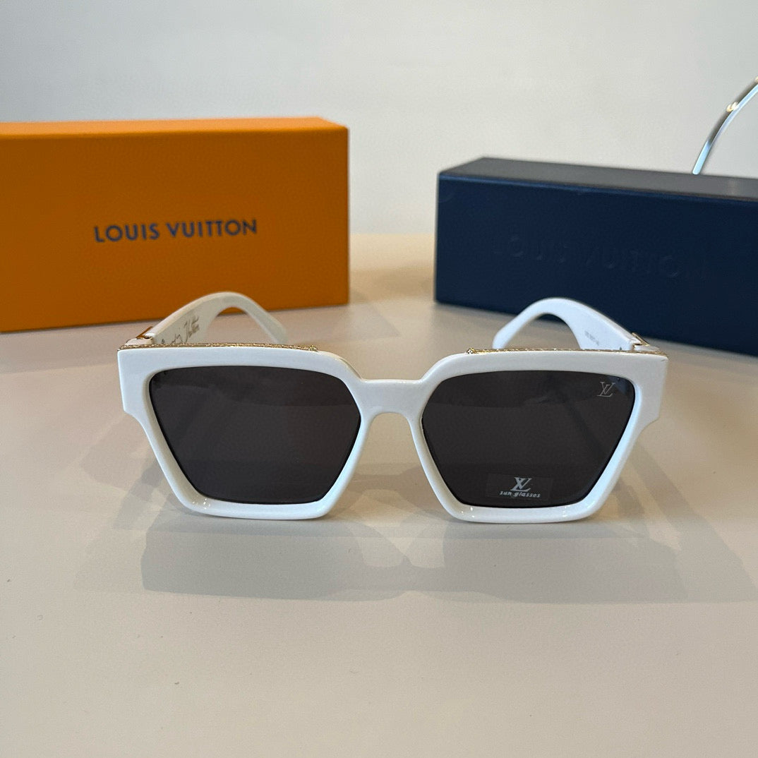 LV Square Full Frame Sunglasses 1825042501