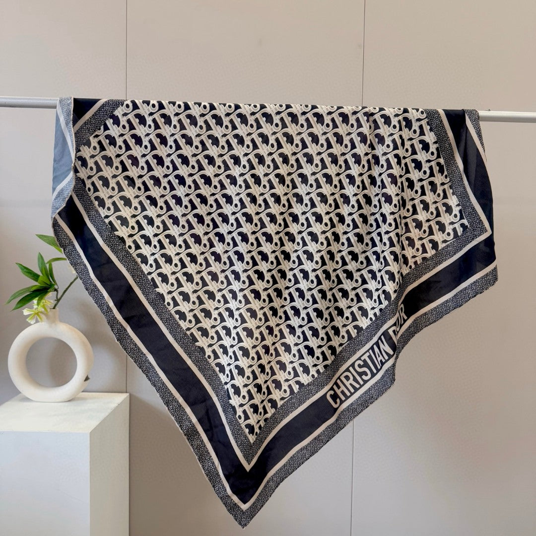CD Silk scarf 1825022702