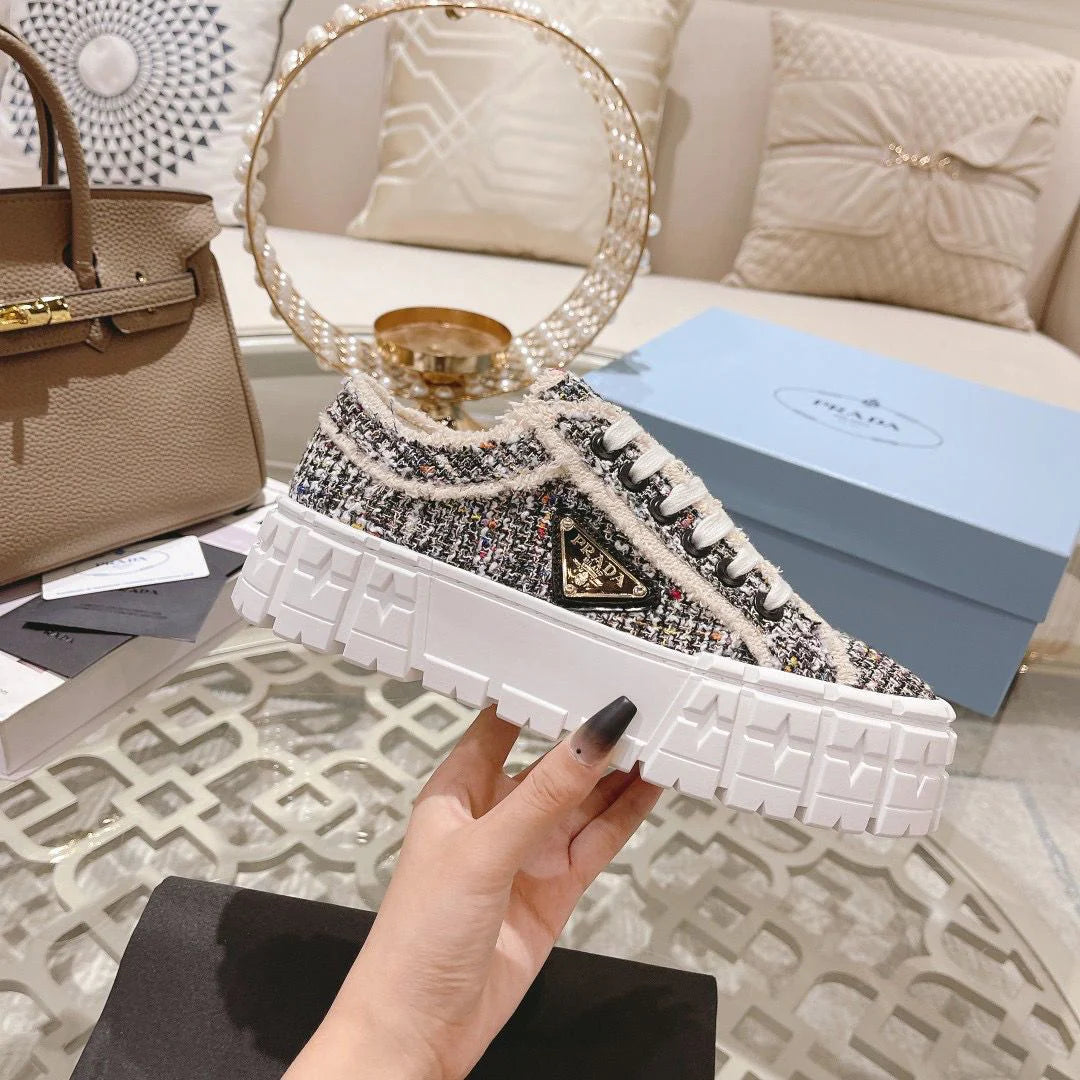 New Thick-soled Muffin Board Shoes Women's Sports Shoes Casual 1024052725