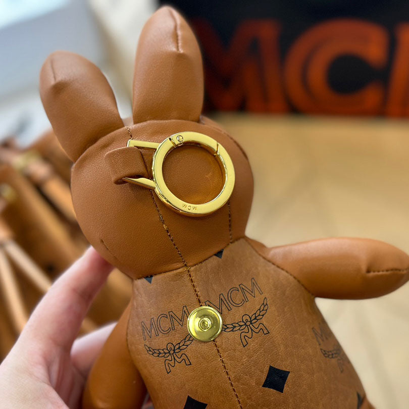 MCM new bucket bag (with rabbit accessories) XC24092433