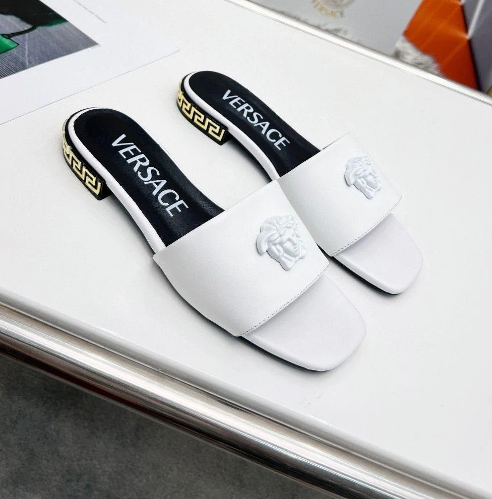 Classic Fashion Comfortable Head Flat Square Large Size Slippers 1024040207
