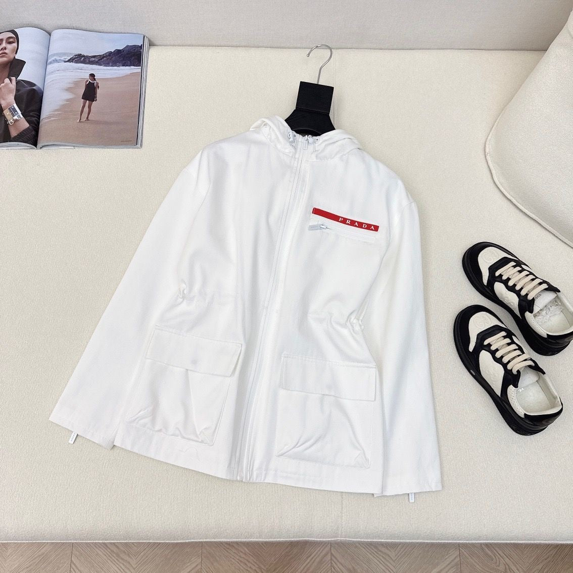 PR Hooded Windbreaker Jacket 1824091018