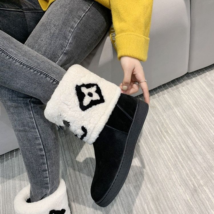Classic British style women's fur all-in-one snow boots