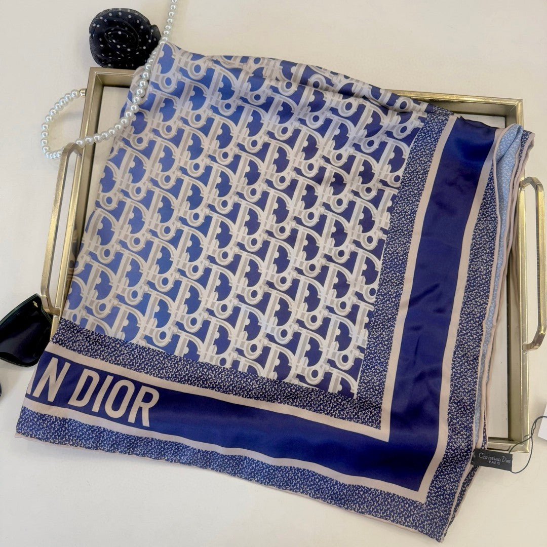 CD Silk scarf 1825022702