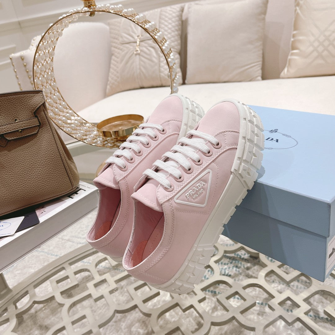 New fashionable and versatile thick-soled sneakers 1024013001