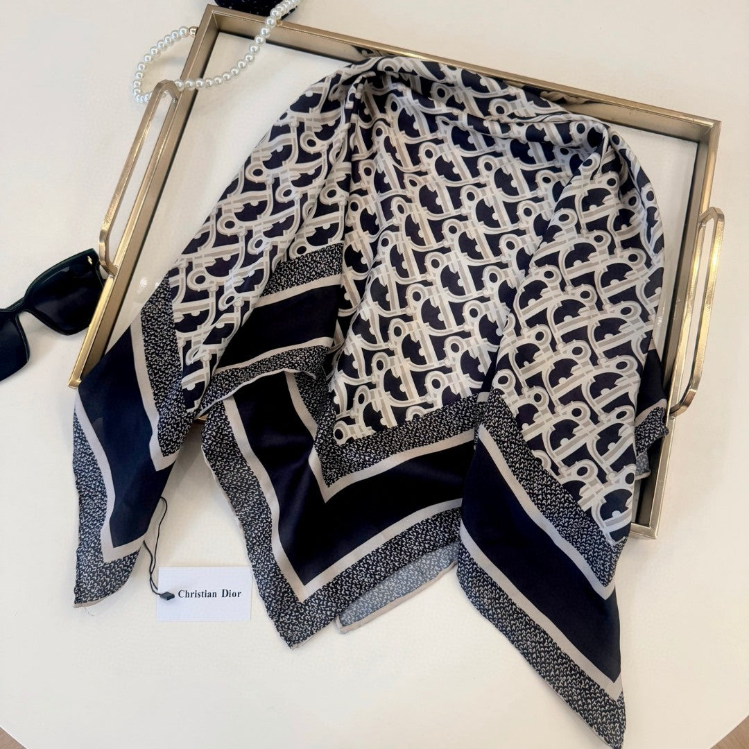 CD Silk scarf 1825022702