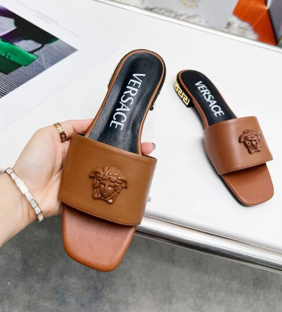Classic Fashion Comfortable Head Flat Square Large Size Slippers 1024040207