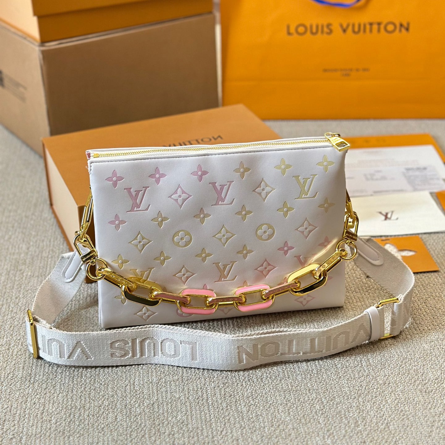 L Coussin bag 1824062404