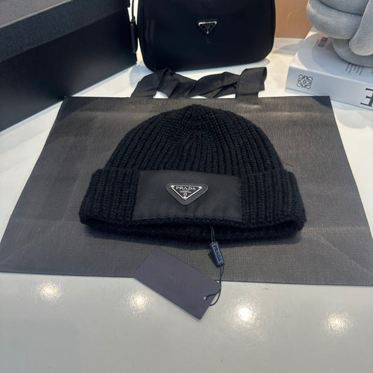 PR Wool and cashmere beanie 1824101610