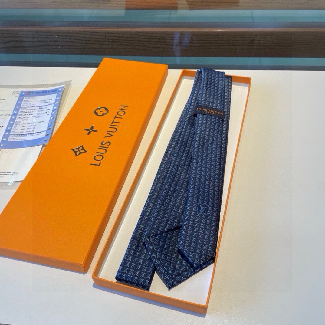 Full L letter business dress tie 1824053004