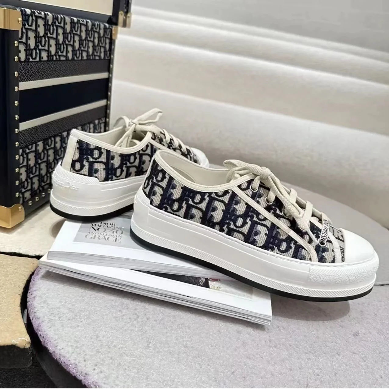 Embroidered Canvas New Genuine Leather Height Increased Thick-soled All-match Casual SneakersPD052412403