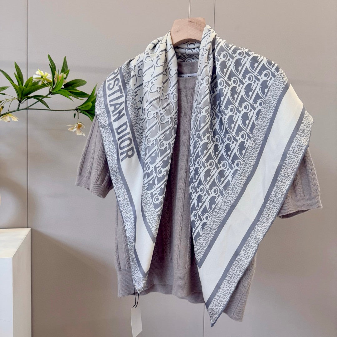 CD Silk scarf 1825022702