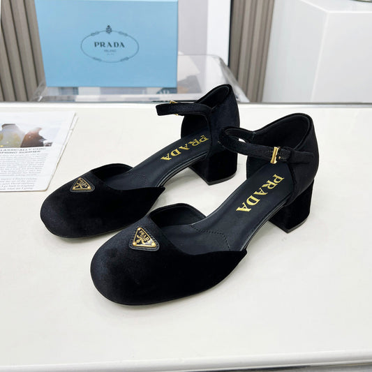 New Lambskin Fashionable and Versatile Women's Shoes Sandals 1024022316
