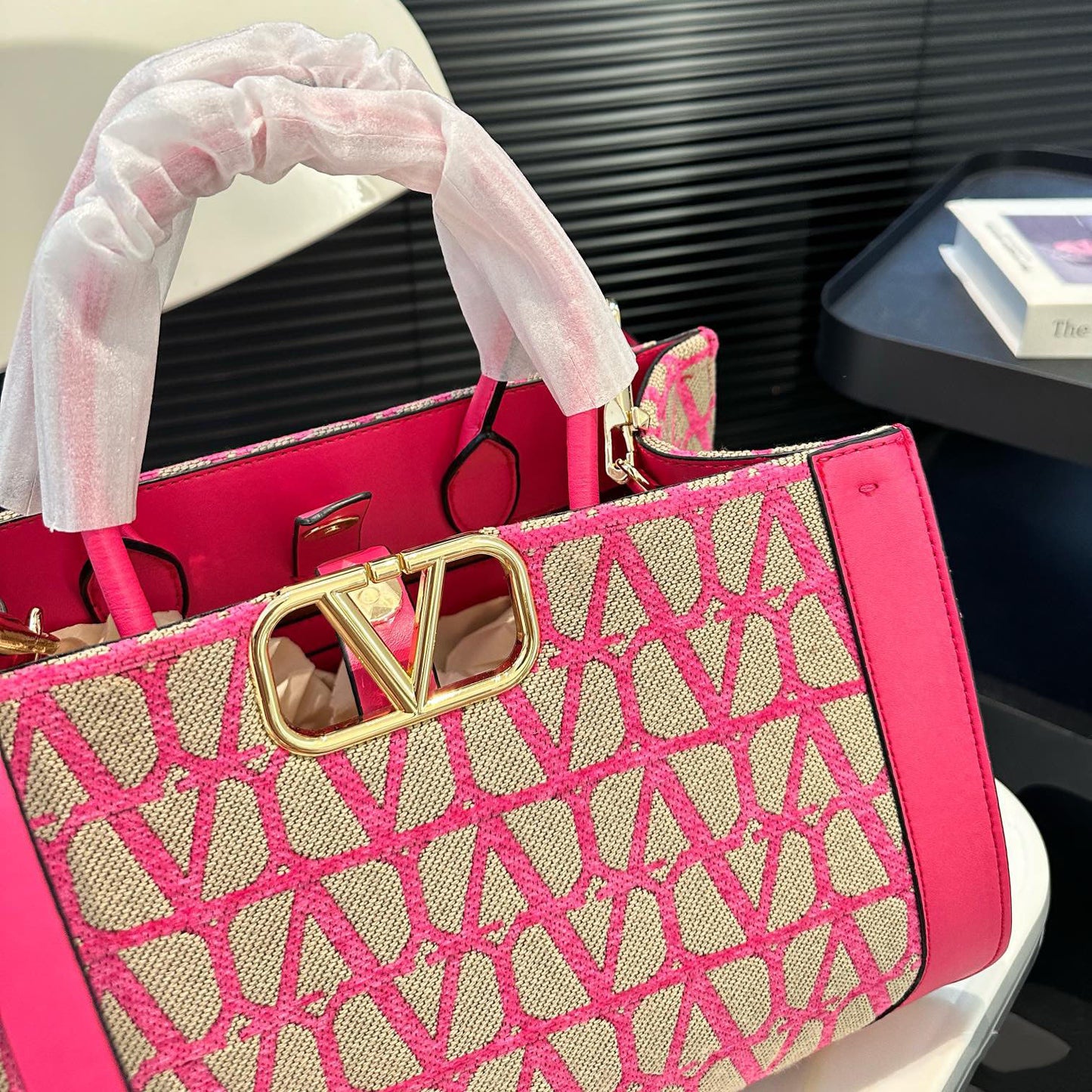 VT SS23 printed tote bag 1824081602