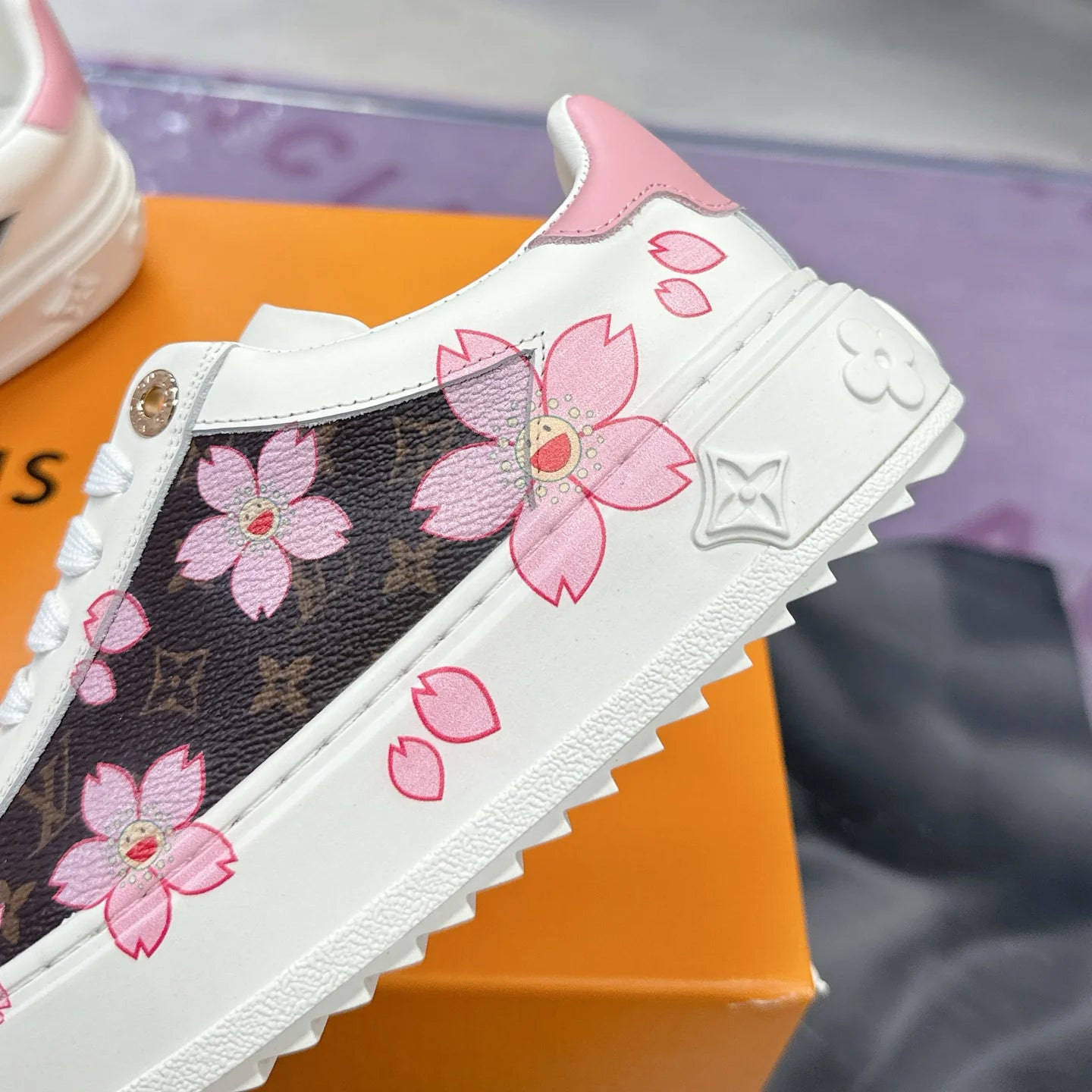 Cherry Blossom Series Casual White Shoes Sneakers For Women 1025042603