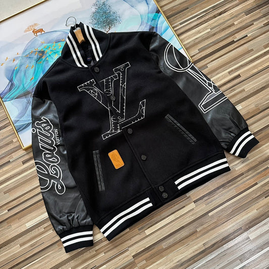 Embroidered leather sleeve baseball jacket XC0823102608