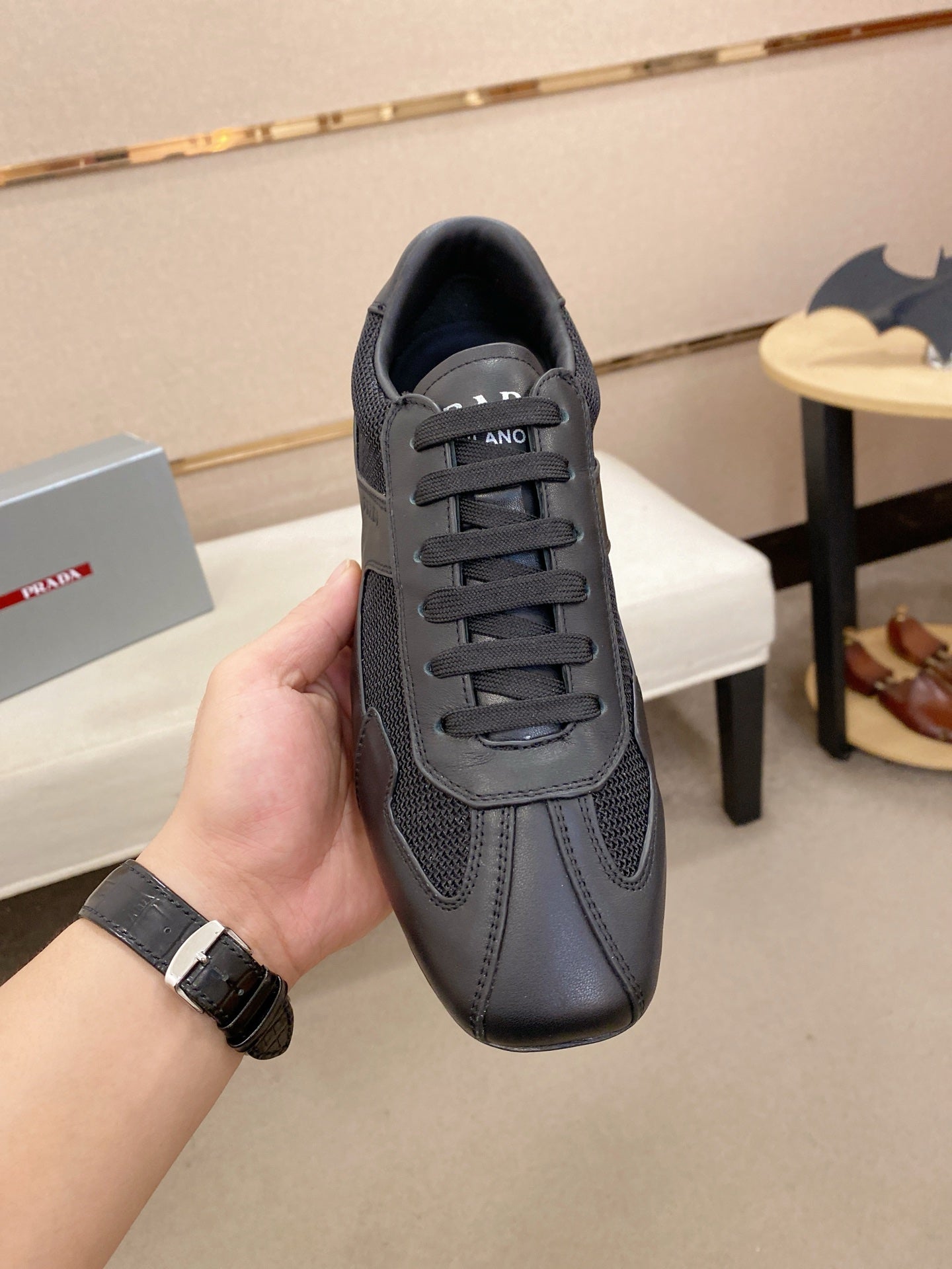 PR  sneakers 1825052022