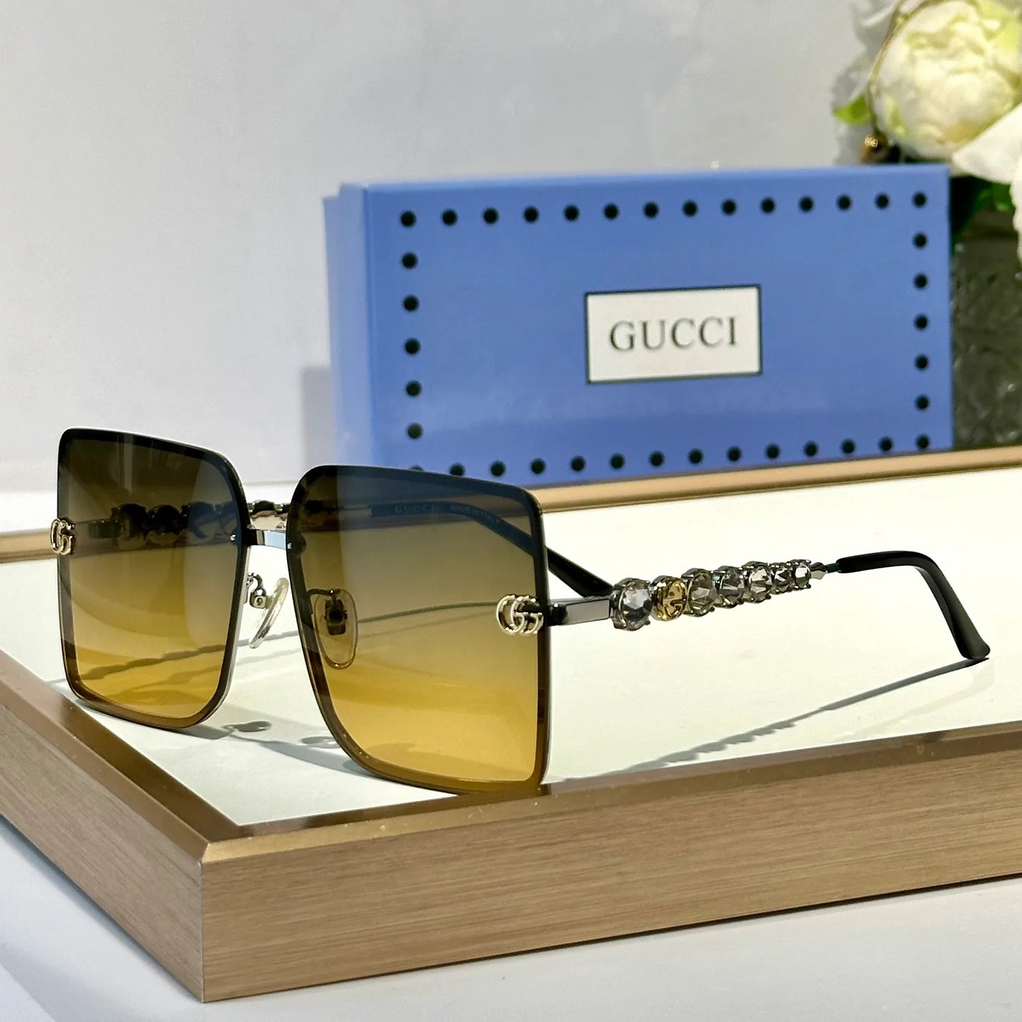 Fashionable Sunglasses 1925022401