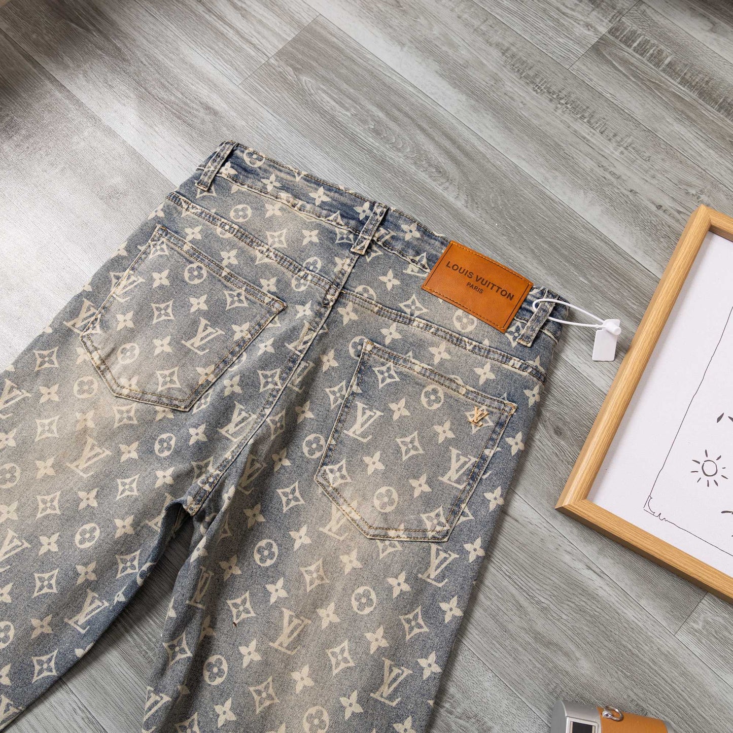 LV jeans 1825060604