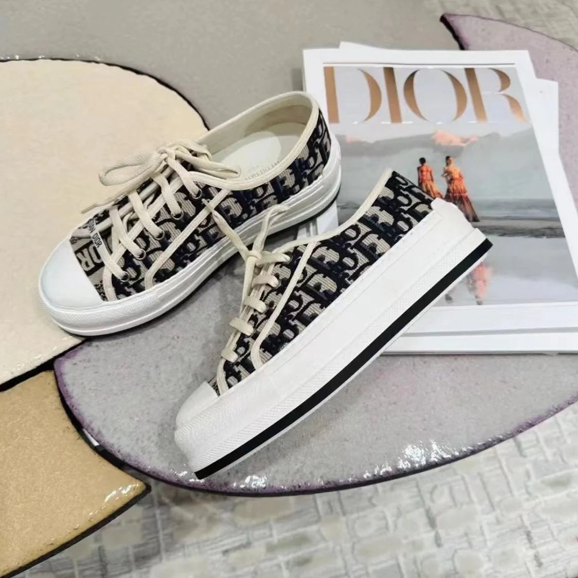Embroidered Canvas New Genuine Leather Height Increased Thick-soled All-match Casual SneakersPD052412403
