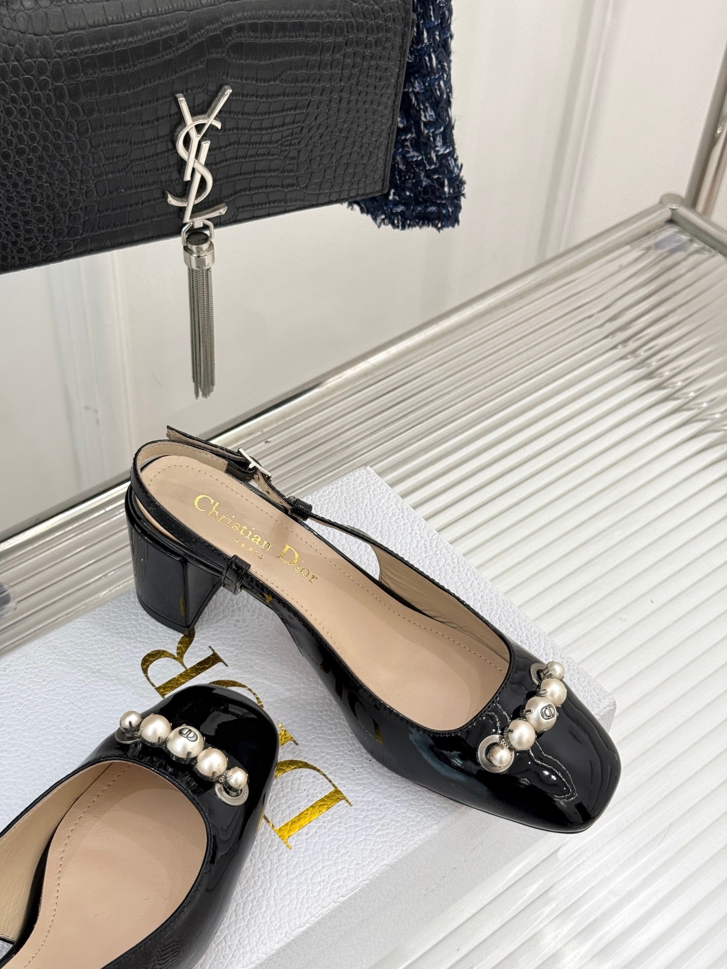 CD Pearl Slingback Pump 1825032402