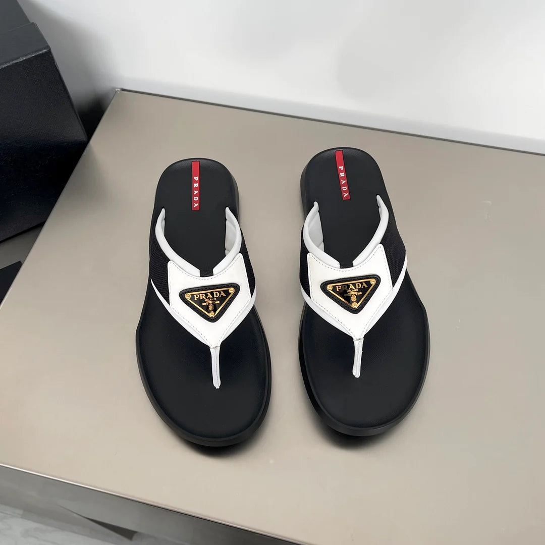 Men's New Logo Flip Flops Sandals 1025031312