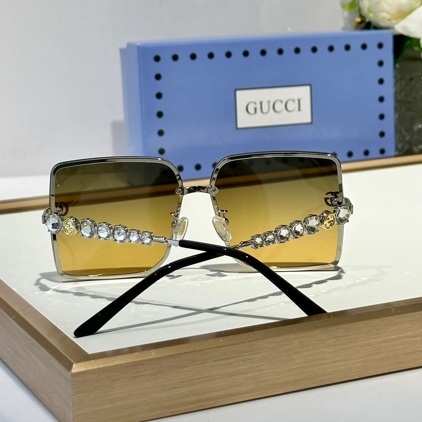 Fashionable Sunglasses 1925022401