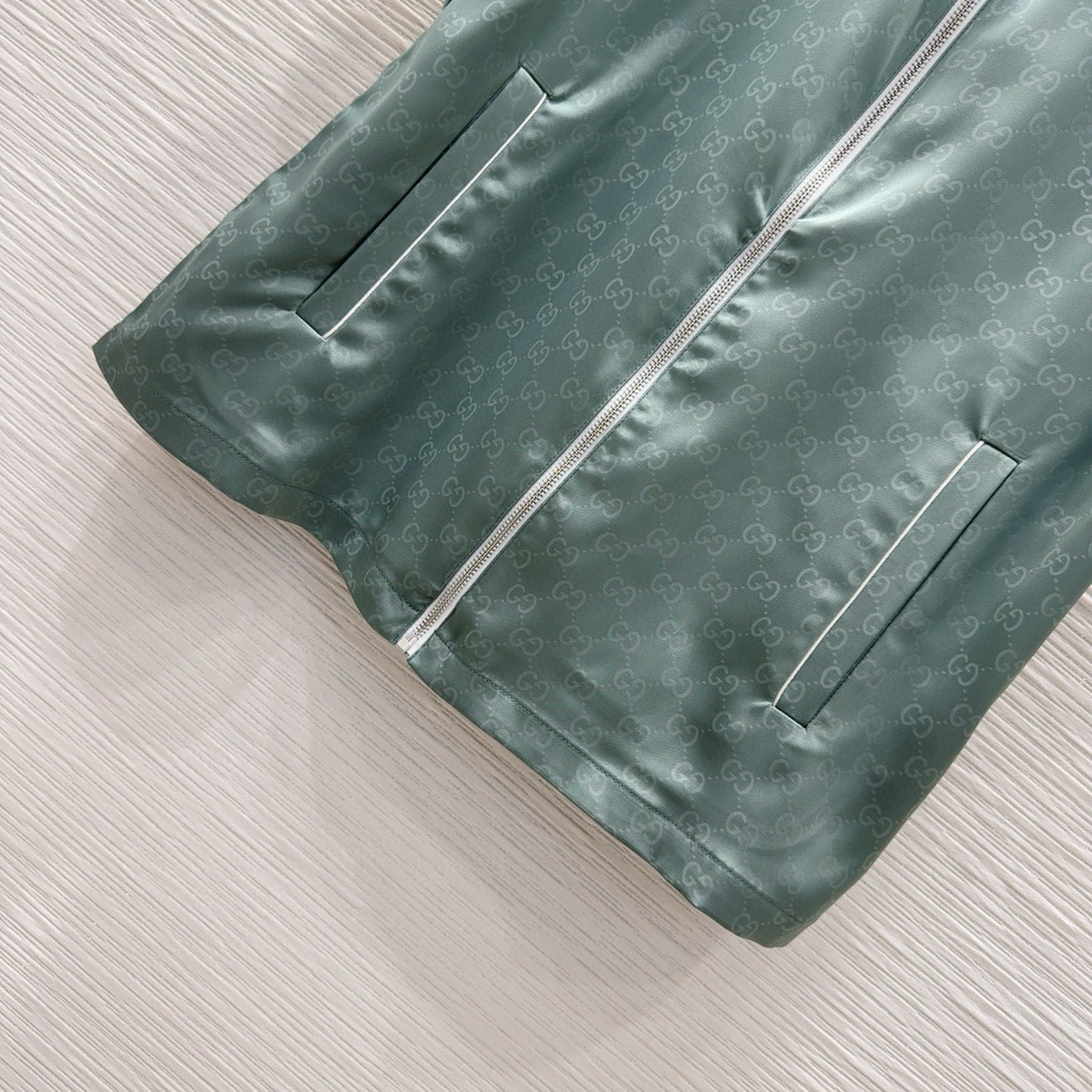 GG Short sleeve + short skirt suit 1825052216