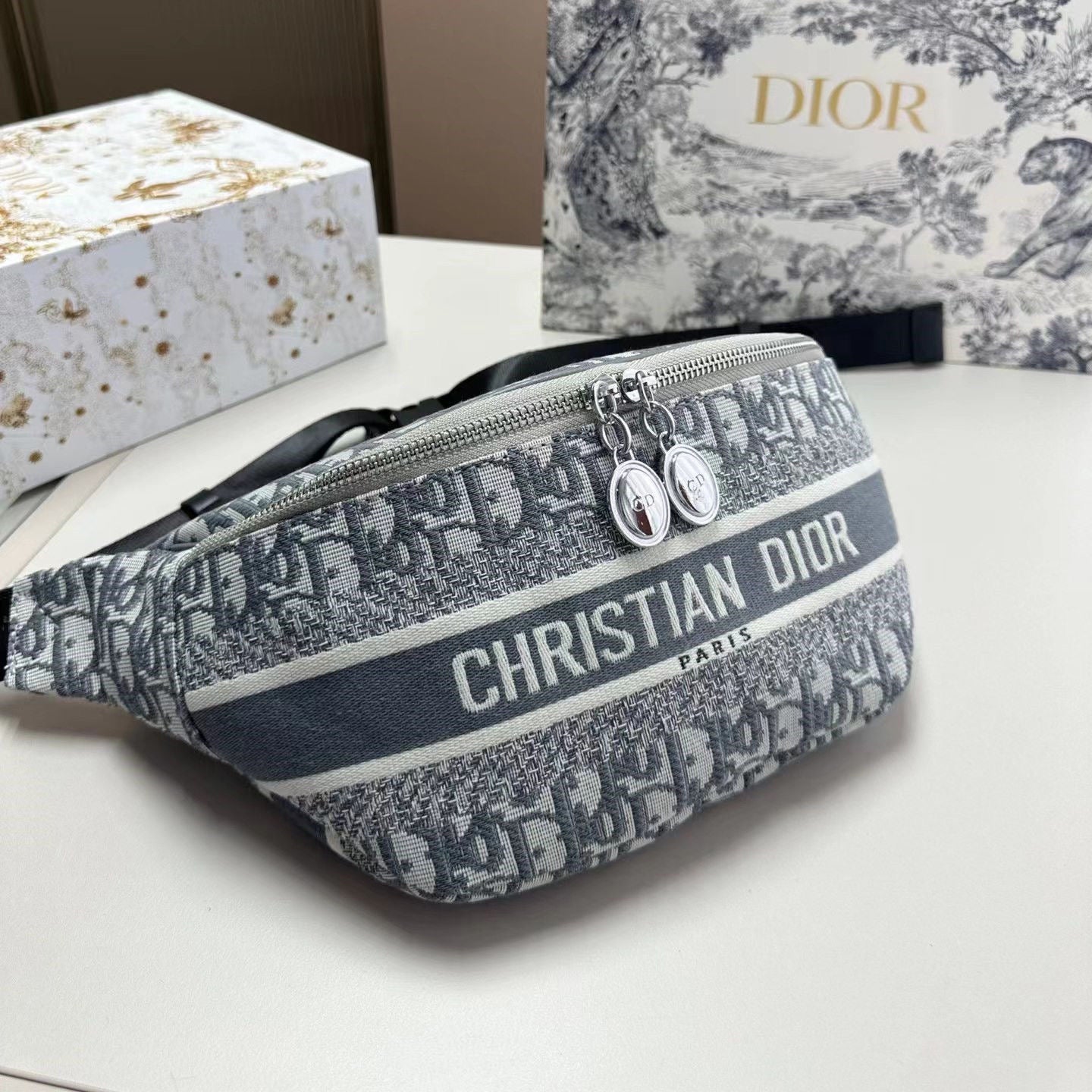 D Shoulder Messenger Bag PD1823081401