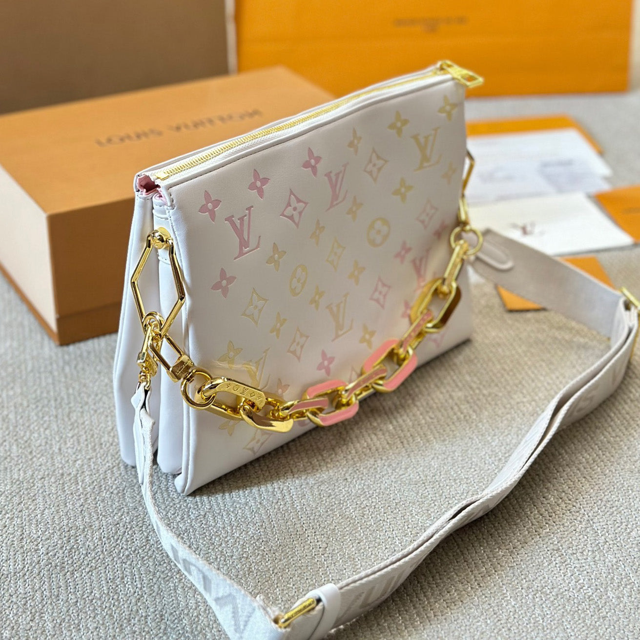 L Coussin bag 1824062404