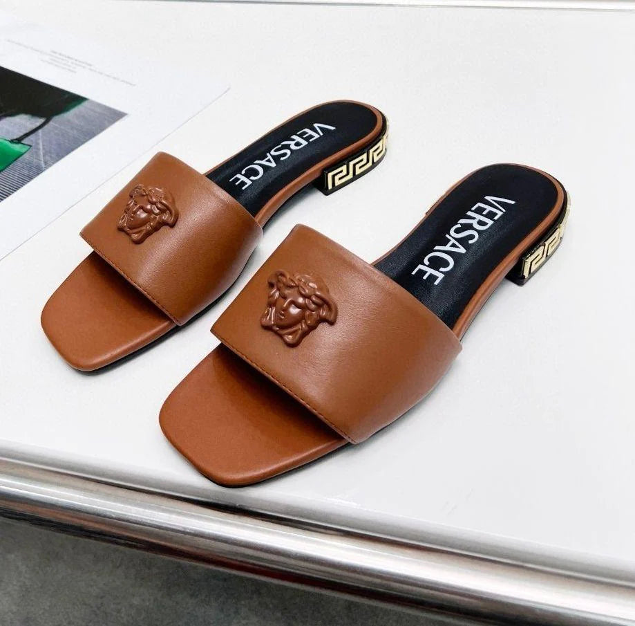 Classic Fashion Comfortable Head Flat Square Large Size Slippers 1024040207