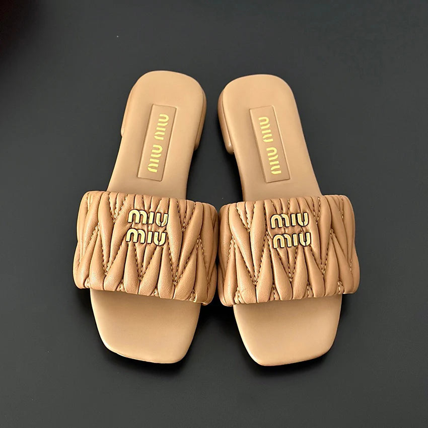 New flat bottom lambskin sandals and slippers 1024062607