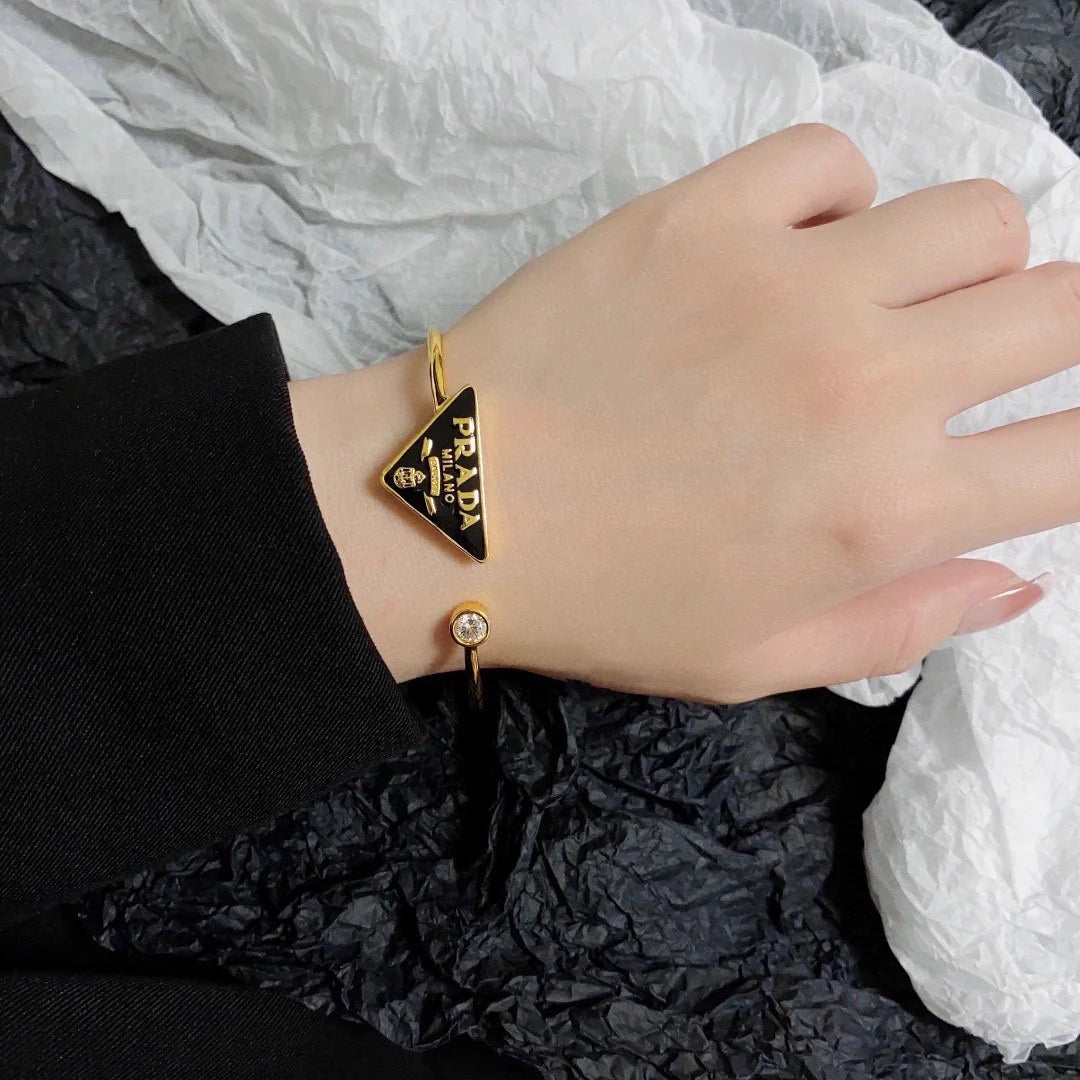 Fashion and versatile bracelet 1024052204