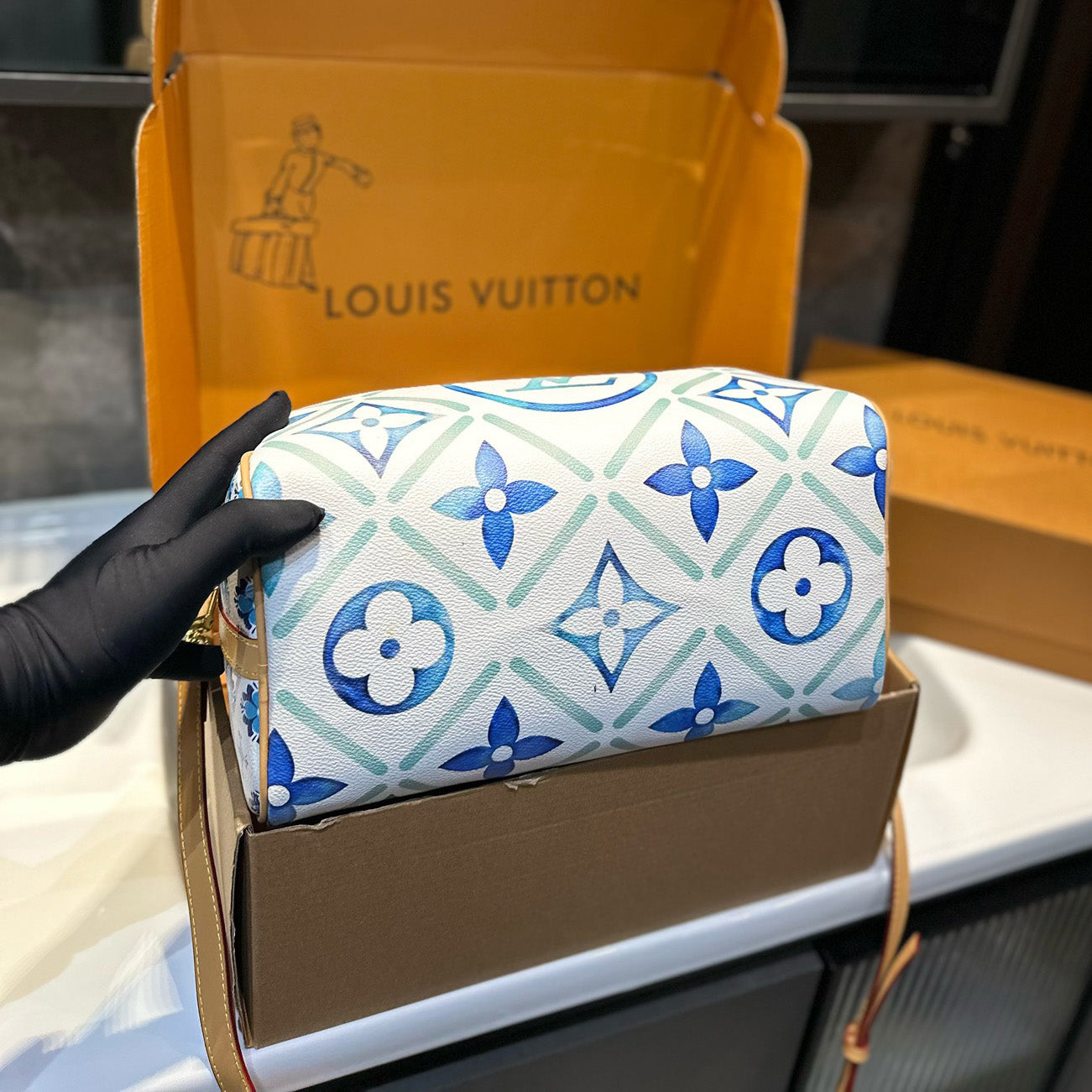 L speedy pillow bag 1824061804