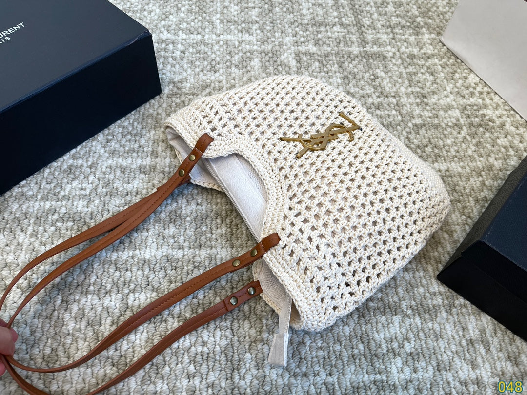 Straw tote bag 18241106