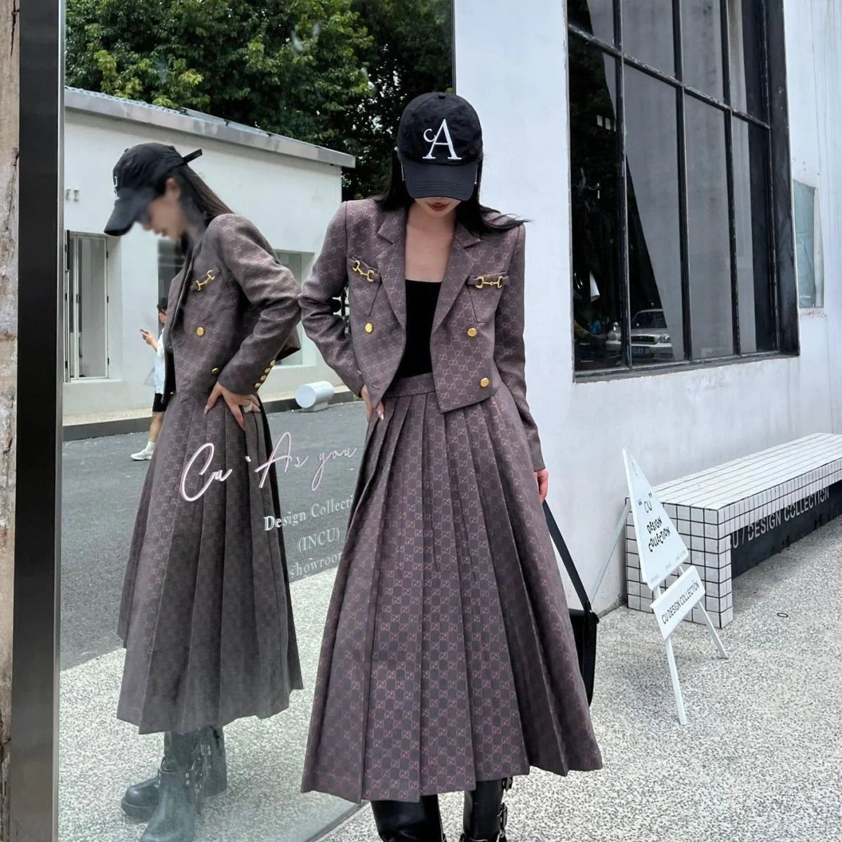 New Fashionable Pleated Skirt Suit 1024012405