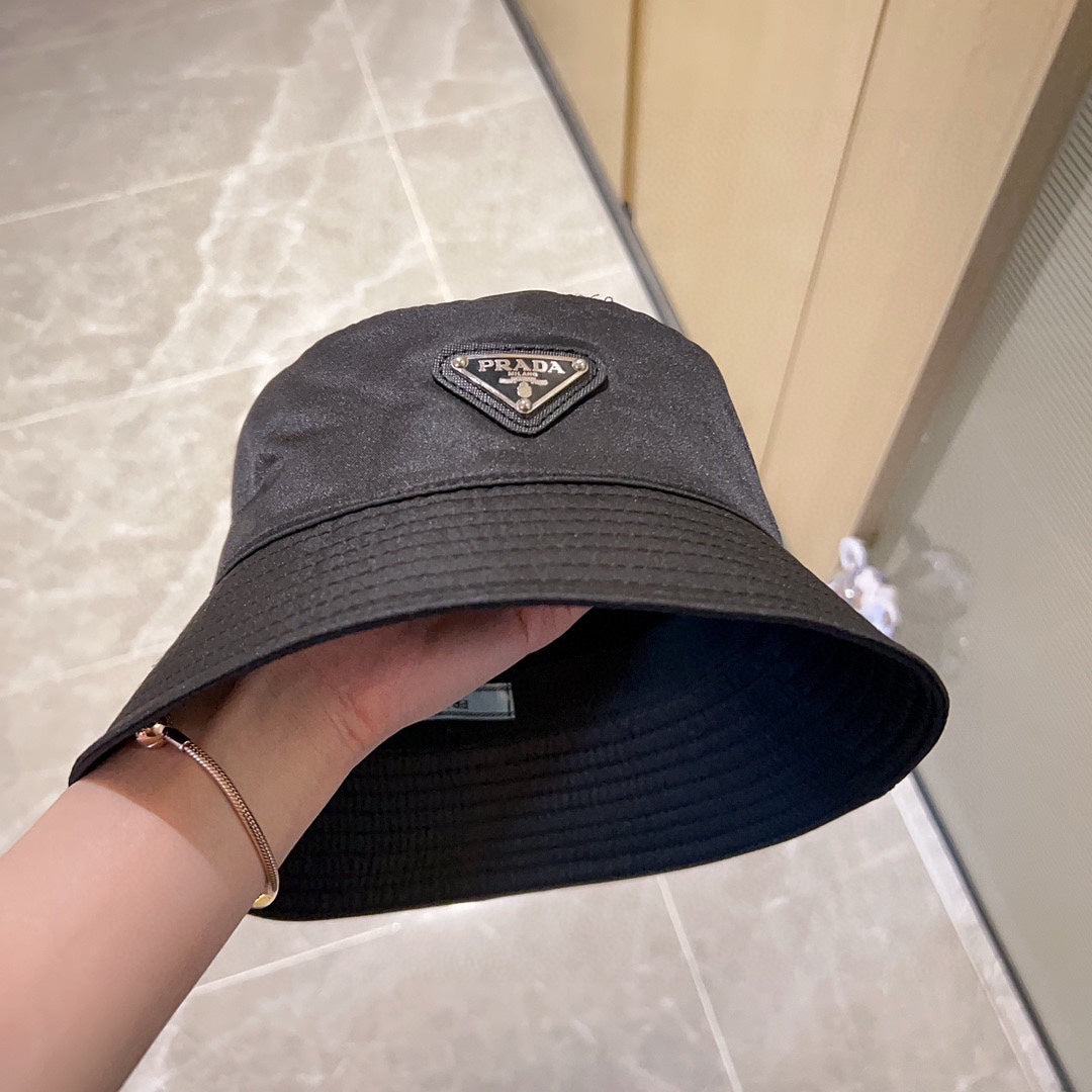 P bucket hat XC1823092706