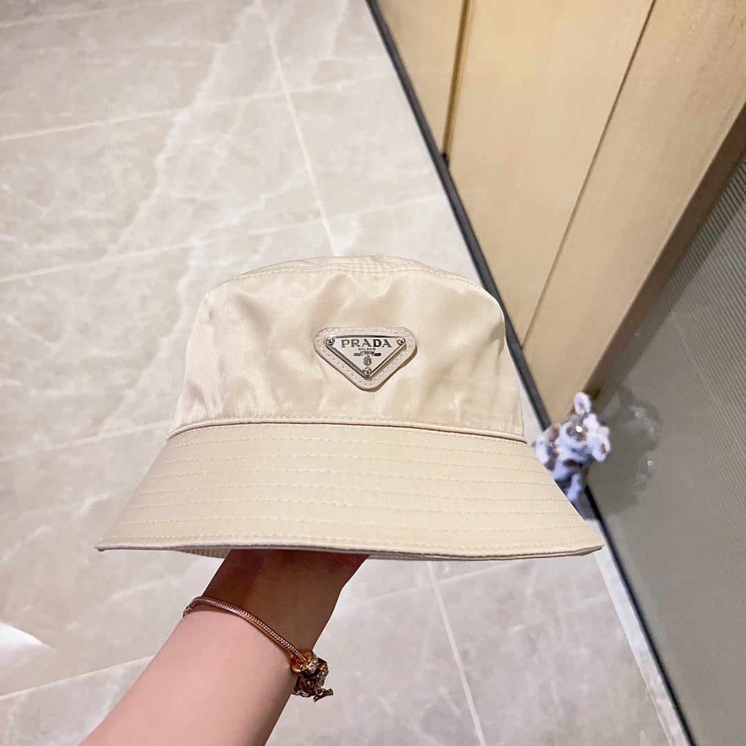 P bucket hat XC1823092706