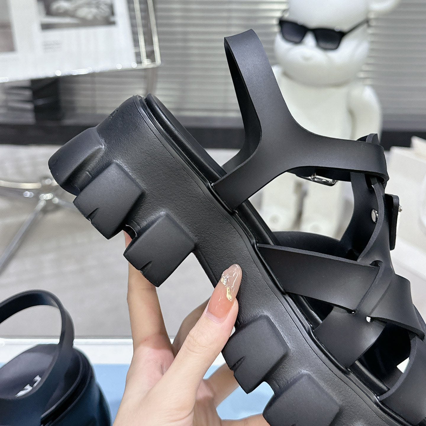 PRD triangle buckle sawtooth Roman woven platform rubber sandals 1824071010