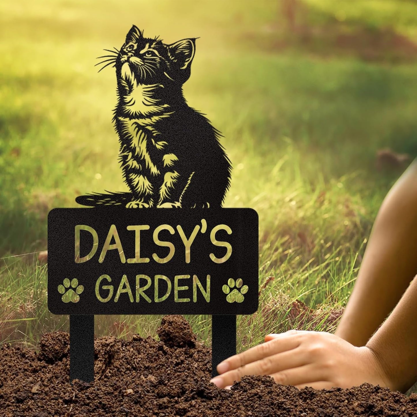 Elegant Iron Pet Memorial - Custom Plaque for Cats & Dogs, Indoor & Outdoor Display
