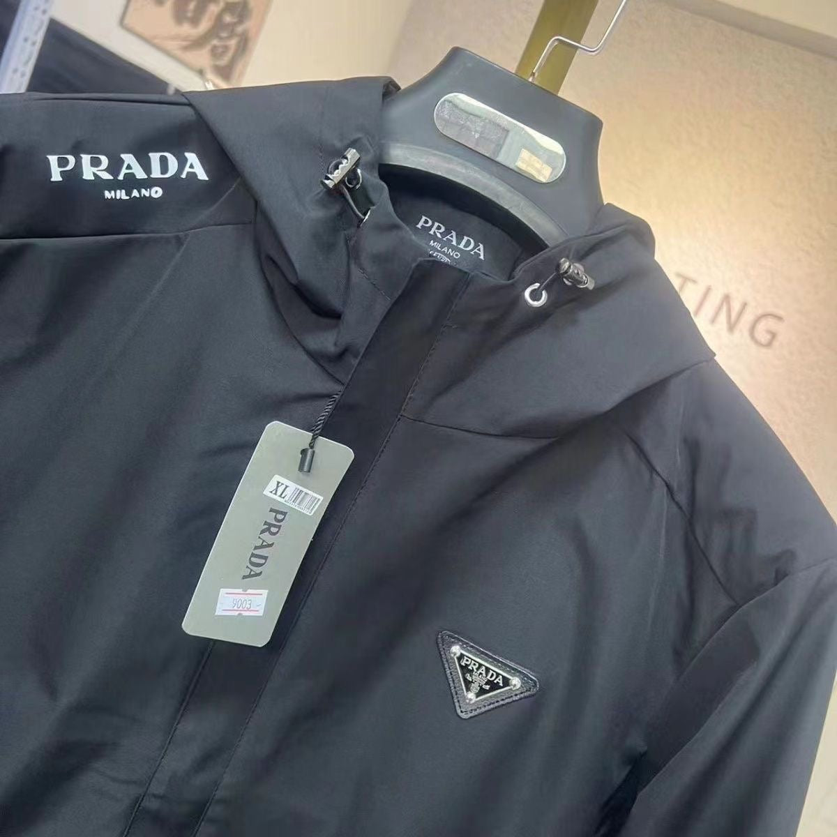 PR Hooded Windbreaker Jacket (Unisex) 1824091002