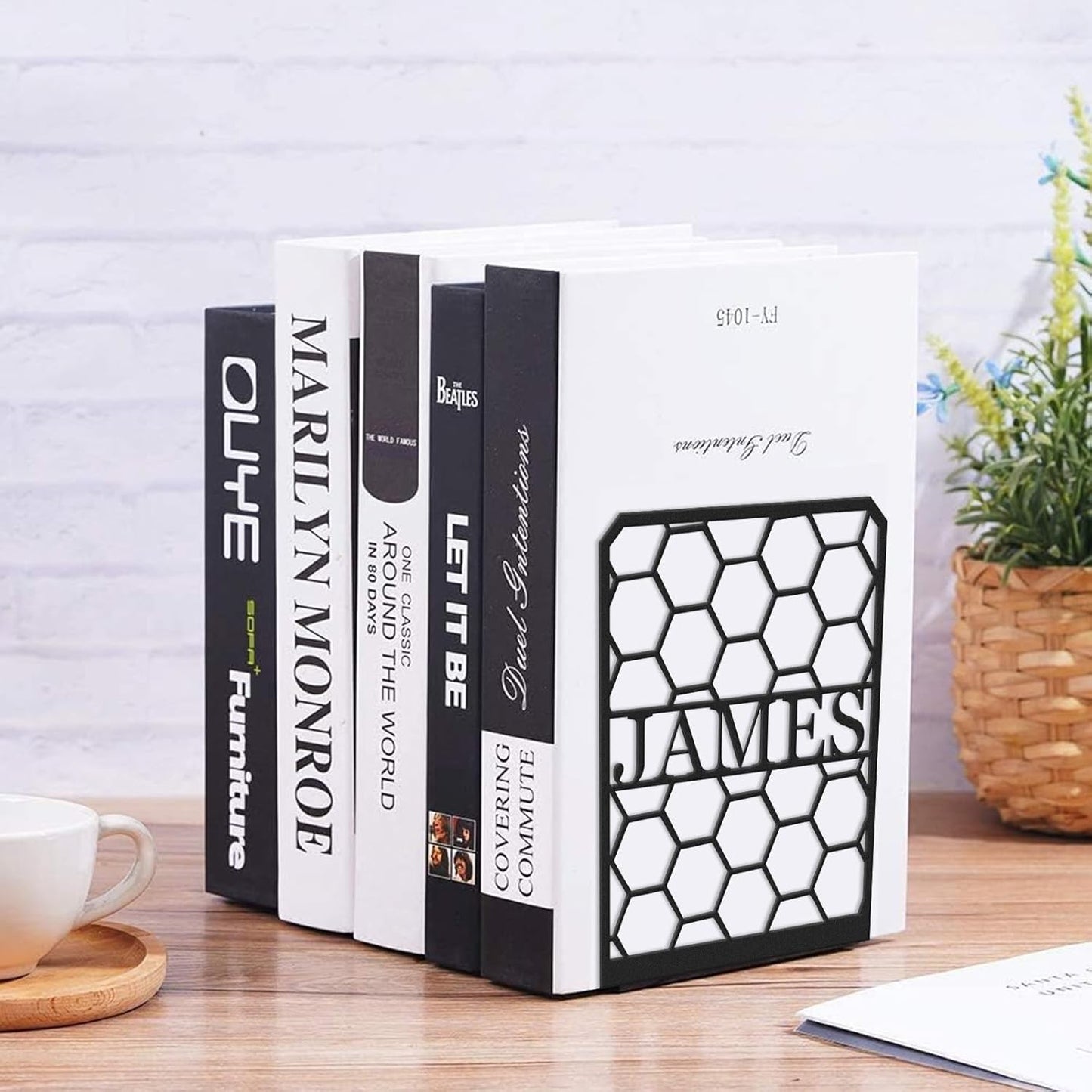 Personalized Hollow Cut Metal Bookends, Minimalist Style Bookshelf, Modern Home & Study Decor