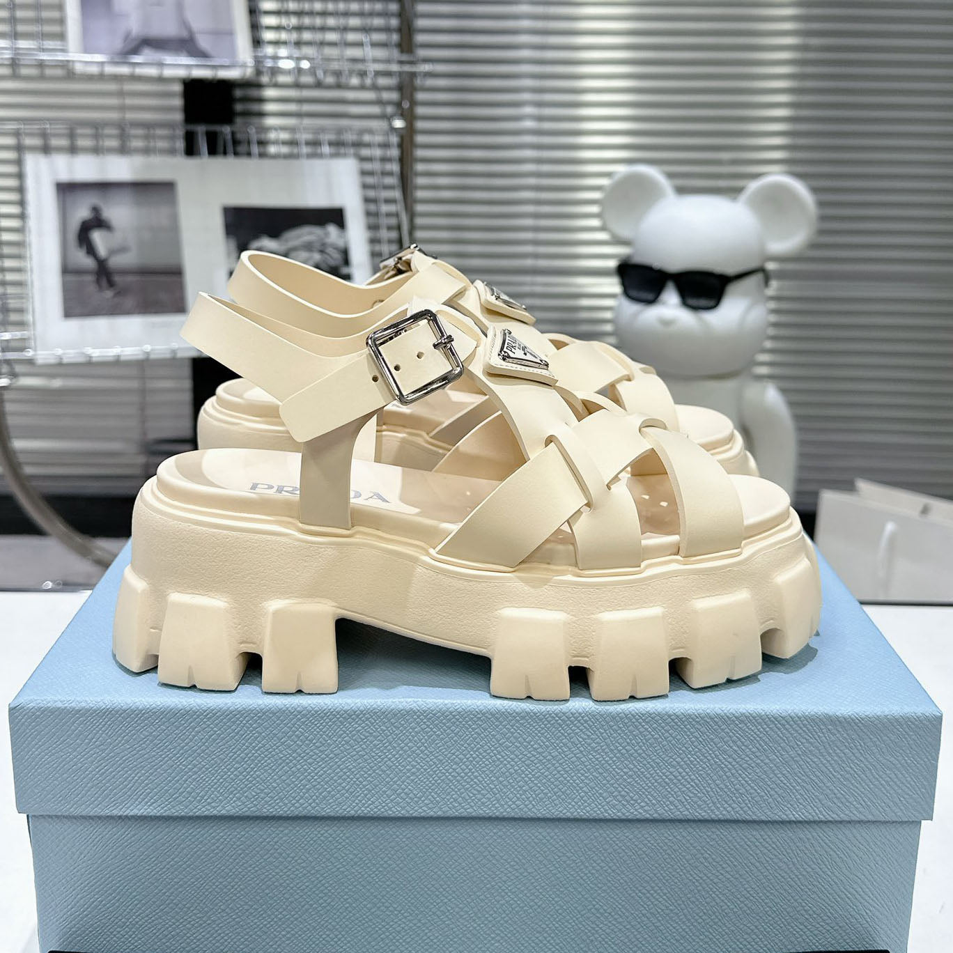 PRD triangle buckle sawtooth Roman woven platform rubber sandals 1824071010