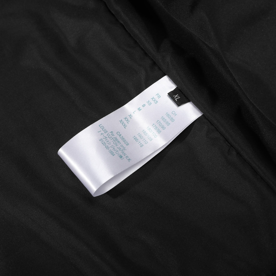 LV Lapel padded jacket 1824092901