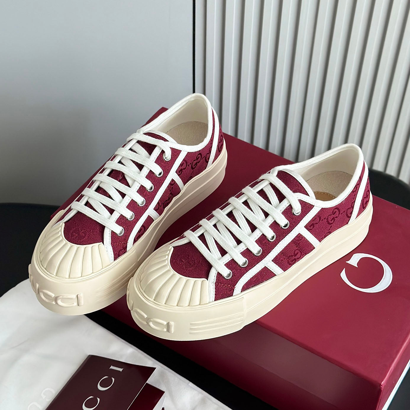 GG Women's chunky sneaker 1825040106