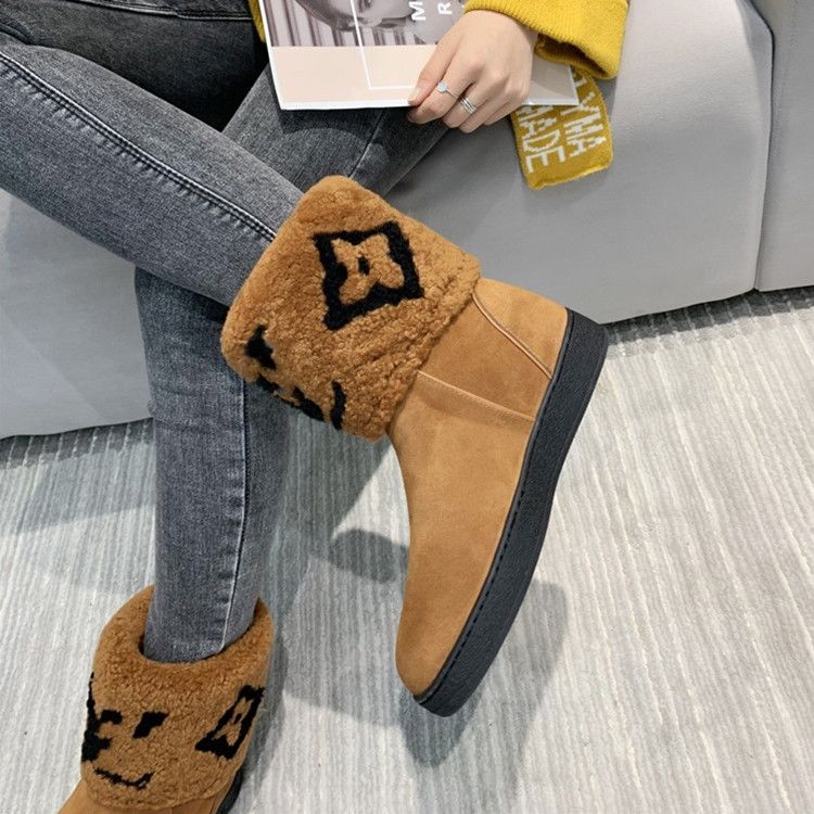 Classic British style women's fur all-in-one snow boots