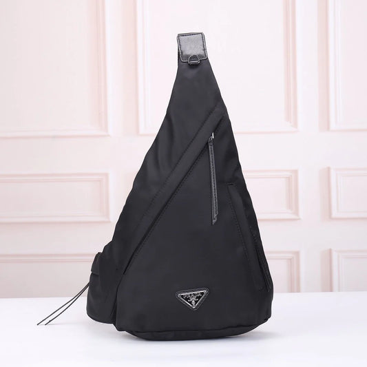 New fashionable and versatile men's chest bag 1024011916