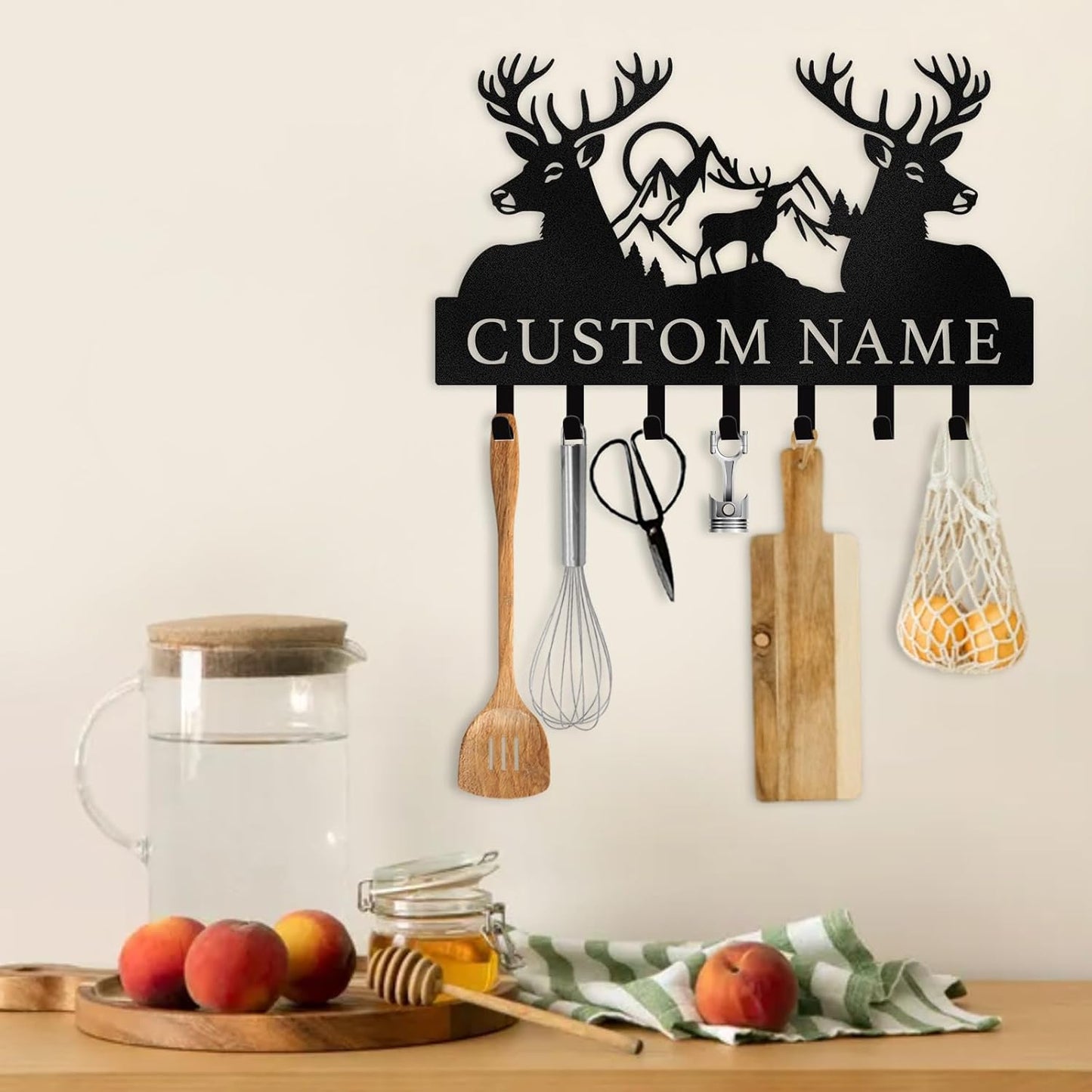 Personalized Polar Bear Key Holder on Wall, Custom Name Key Hanger