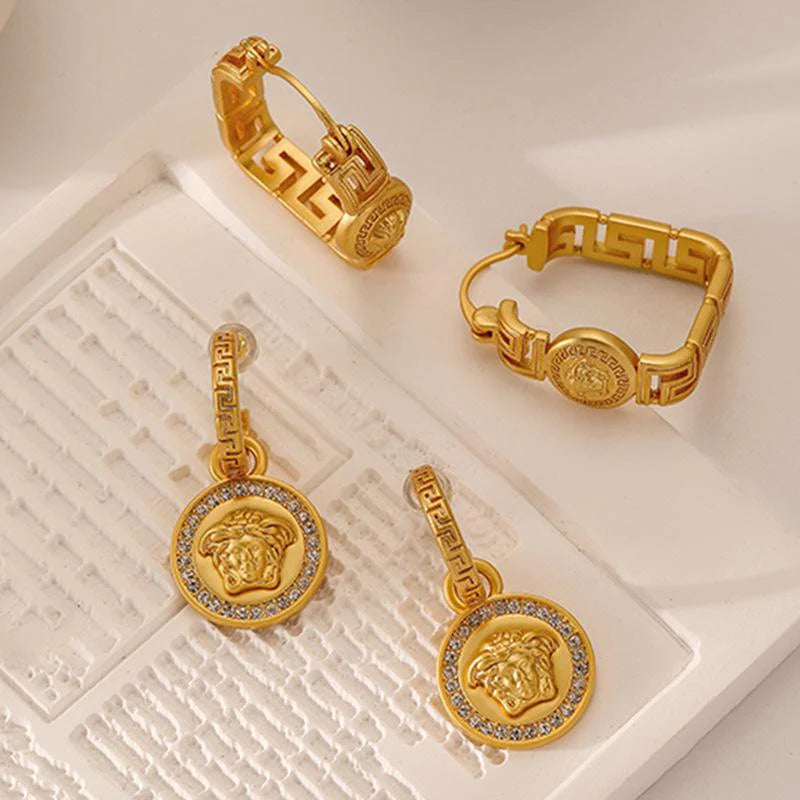 New Fashion Retro Earrings 1024010307